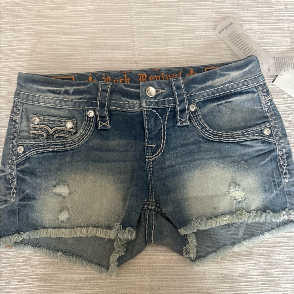 NWT Rock Revival Jelina shorts sz. 25